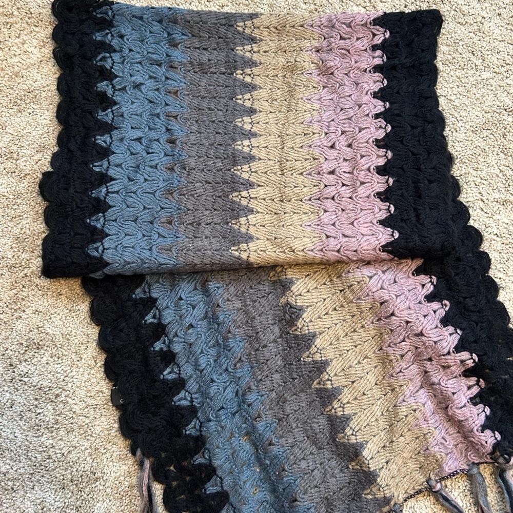 Open Knit Scarf - Picture 3 of 5